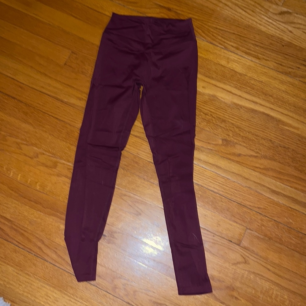 Balance (Vitality) size M maroon leggings